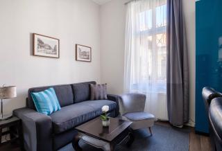 Andrassy Garden Apartment in Center - Budapest - 7