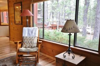 Pet Friendly 8 Leisure Home - Sunriver - 2