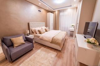 Ivi Place Apartments - 7