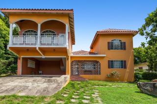 YanceyLargo- 4BR Villa Jacuzzi & Mountain Views - Montego Bay - 3