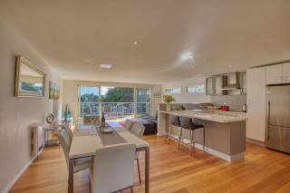 Seaview Apartment - Binalong Bay - 7