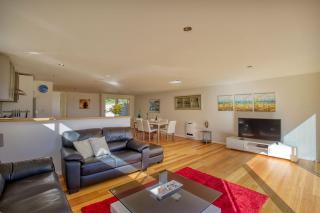 Seaview Apartment - Binalong Bay - 8