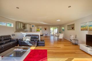 Seaview Apartment - Binalong Bay - 2