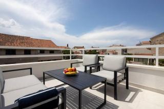 Holiday in Bol **** green - 8