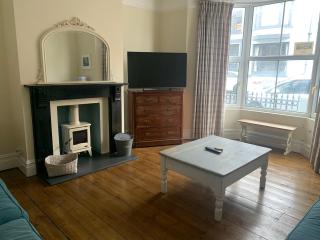 Beautiful Tenby House, pets allowed - 7