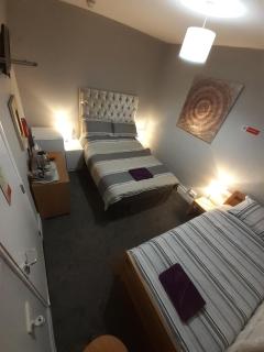 Caversham Lodge - Reading - 9