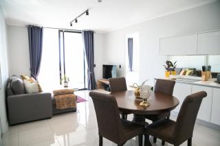 Ellipse Waterfall Upmarket Apartment - Midrand - 1