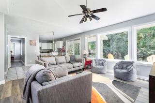 Bissell Creek Woodside Cottage - Williamsburg - 9