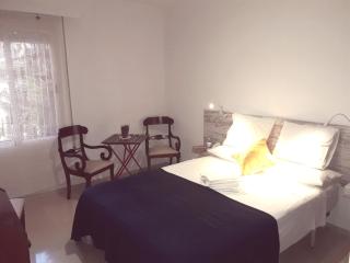 CENTRO-MEZQUITA DE 6 a 8 HUESPEDES, 2 POR HABITACION - Córdoba - 8