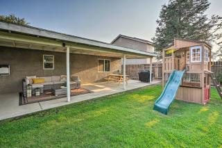 Family-Friendly Home, 6 Mi to Riverwalk Plaza - Bakersfield - 8