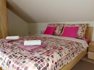 Apartmani "Marina" - Otočac - 8