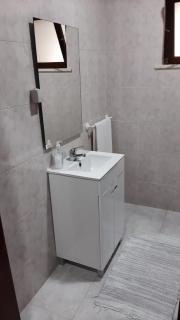 Casa da Sogra - Apartamento 1 - Faja Grande - 3