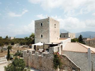 Fameliti Casa Torre - Stavríon - 2