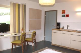 Studio 14/2 - 7