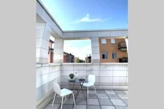 Charming studio next to Fiera with Terrace and parking - 4