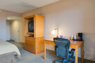 Howard Johnson by Wyndham Fullerton/Anaheim Conference Cntr - Fullerton - 9