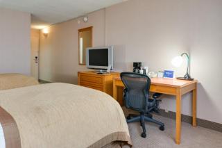 Howard Johnson by Wyndham Fullerton/Anaheim Conference Cntr - Fullerton - 7