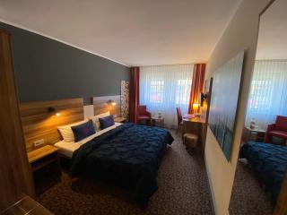 Hotel Am Schloss Ahrensburg - Ahrensburg - 1