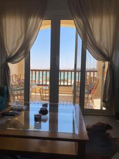 A lovely 2 BR apartment at Waterside - 7