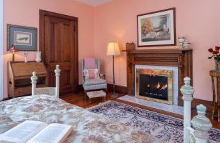 Engadine Inn and Cabins - Candler - 1