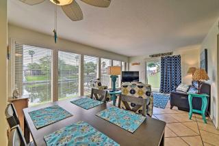 Breezy Corpus Christi Condo with Deck and Fishing Dock - Corpus Christi - 3