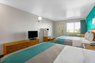 Motel 6-Baker City, OR - Baker City - 1