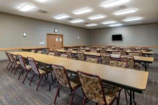 Comfort Inn Dyersville Near the Field of Dreams - Dyersville - 3