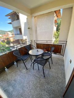 Guest House Detelina - Devin - 1