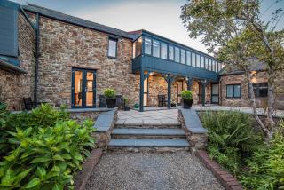 Timber Hill - Parkfields - Haverfordwest - 0