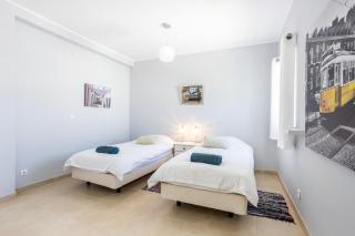 Newly renovated 2 bedroom townhouse - close to Salema Beach - Salema - 4