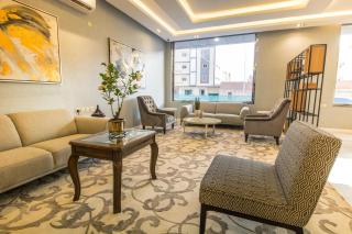 Golden Garden Hotel Suites - 6