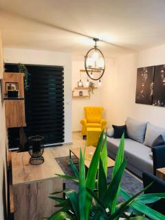 Masha Apartment - 0