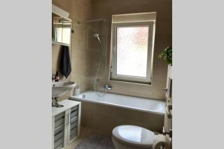 Homy flat near BASF/Free parking/Netflix/Wifi - 5