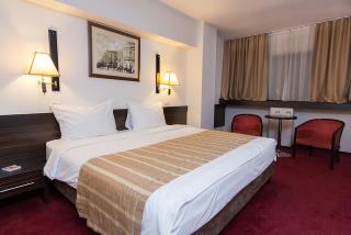 Ramada Iasi City Center - Iaşi - 9
