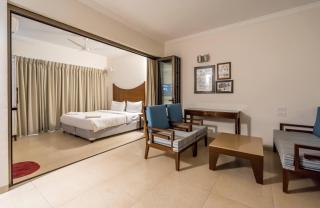 Casa Legend Suites Candolim Goa - Candolim - 4