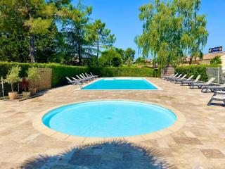 Camping Le Pressoir - Petit-Palais-et-Cornemps - 9