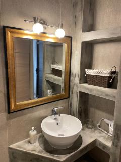 Christie's Luxury Suites - Sivota - 5