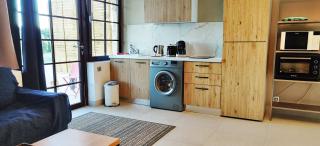 Superbe 2 pièces meublées 35 m2, climatisé, piscine, parking, jardin, calme, 10 mn pont du Gard #4 - 4