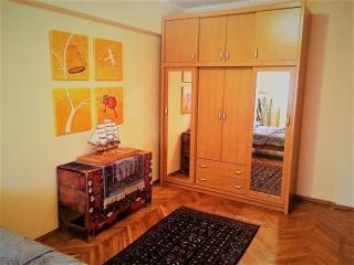 Spacious and Cozy - Tashkent - 3