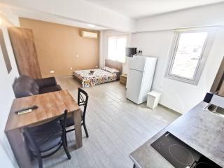 Hidden Gem City Studio - Larnaca - 9