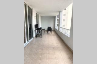 Comfortable 2 BR at Brickell , Free Parking - Miami - 2