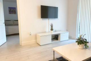 Comfortable 2 BR at Brickell , Free Parking - Miami - 1