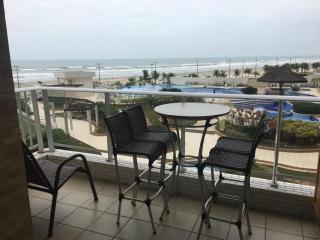 Ap.Frente para o mar Pé na areia c/ Var. Goumert Condominio Costa do Sol - Praia Grande - 3