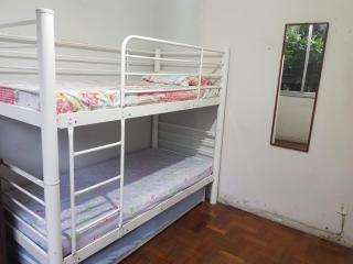 Na praia de Copacabana, vista lateral do mar 2 quartos para 6 pessoas - 2