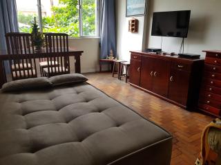 Na praia de Copacabana, vista lateral do mar 2 quartos para 6 pessoas - 9