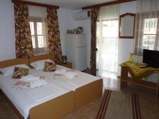 Guest House Zhelevi - Sosopol - 1
