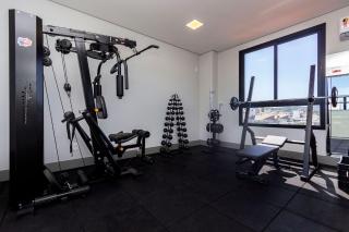 Aion Suites 303 – Lindo apartamento com Vista para o Mar, a 60m da Praia de Bombinhas, com Piscina e Academia no Rooftop. - Bombinhas - 1