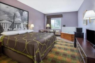 Super 8 by Wyndham Sweet Springs - Sweet Springs - 5
