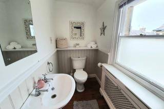 Westfield House - Characterful 7 bedroom townhouse - 2