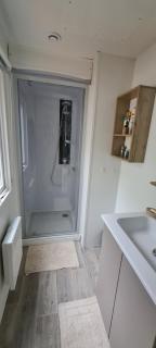 Mobilhome 2 ch,1 salon 40m2 de Charme dans camping *** - Saint-Julien-en-Born - 3